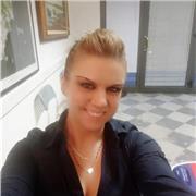 Offro ripetizioni per bambini di scuola primaria, secondaria, scuola alberghiere. No matematica. Ho preparazione agli esami di scuola alberghiera ed esami di riparazione. Disponibile per qualsiasi orario. Contatto telefono whats app mail